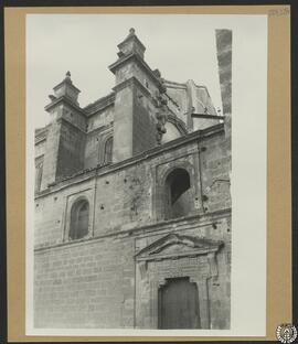 Iglesia de Iznalloz, Granada [Iglesia de Nuestra Señora de los Remedios. Detalle del exterior]