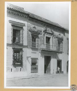 Fachada de una casa señorial en Jerez de la Frontera [Palacio de Francisco Ponce de León]