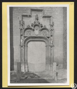 Portada de la iglesia Magistral de Alcalá de Henares [Catedral Magistral de los Santos Justo y Pa...