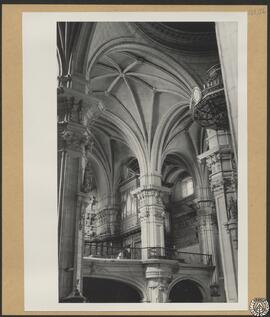 Iglesia de Santa María en San Sebastián [Vista del interior. Basílica de Santa María del Coro]