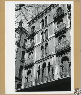 Casa en el Paseo de Gracia en Barcelona [Casa Pere Llibre]