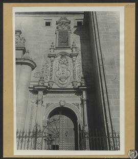 Catedral de Guadix, Granada [Portada lateral junto a la portada principal o de la Encarnación]