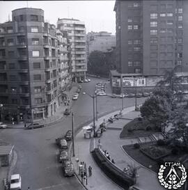 [Nuevos jardines-terrraza sobre el aparcamiento de la plza. de Adolfo García de Careaga. Colección 1. Imagen 11]
