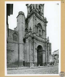 Parroquia de San Miguel de Jerez de la Frontera. Fachada y puerta principal