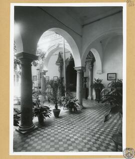 Casa de la marquesa de los Álamos en Jérez de la Frontera. Patio