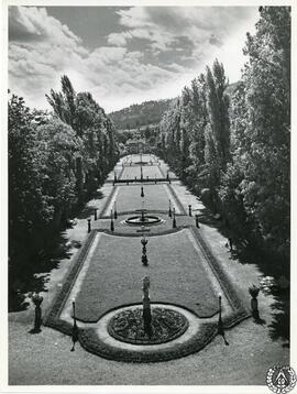 [Jardín de la Quinta Selgas, Cudillero. Imagen 9] Vista del parterre grande