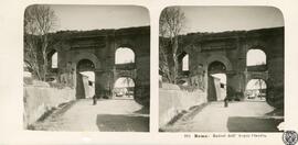 Roma. Ruderi dell' Acqua Claudia