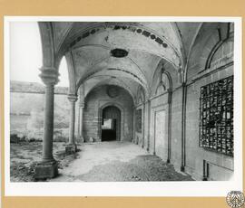 Galería de la Sala Prioral y hospedería de La Cartuja de Jerez de la Frontera [Detalle de las bóv...