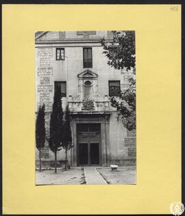 Alcalá de Henares [Colegio convento de Mínimos San Francisco de Paula de Santa Ana. Portada]