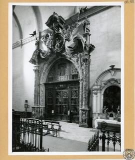 Portada del Sagrario de la iglesia del convento de Santo Domingo de Jerez de la Frontera