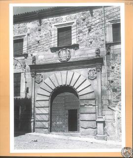 Casa del Roco en Cáceres [Portada. Palacio de Francisco Godoy]