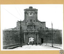 [Puerta de Tierra de Cádiz]