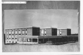 [Instalaciones INEF. Biblioteca en la Blume. Imágenes 1969-093; 1969-095; 1969-107 a 108]