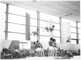 [1975. Gimnastrada-Exhibiciones preparatorias. Imágenes 1974-040 a 1974-046]