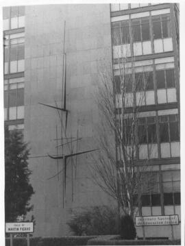 [Instalaciones INEF. Edificio central. Fachada principal. Imágenes INS-022 a 026; INS-043 a 060; INS-136]