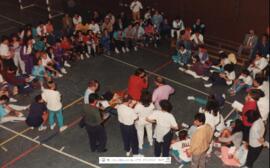 [1991. 1ª Jornadas sobre Actividad Física de las personas mayores-Pabellones. Imágenes 1991-022 a 1991-028; 1991-030]