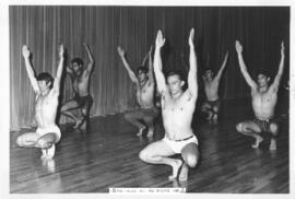 [1968. Curso Internacional de Educación Física y Deportes. Walter Dufour. Imágenes 1968-189 a 1968-210; 1968-369; 1968-591]