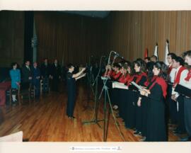 [1994. XXV Aniversario de la Academia Olímpica Española. Actuación del Coro del INEF. Imágenes 1994-010 a 1994-011]