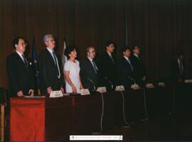 [1996. Acto Académico. Entrega de Diplomas a la XIV Promoción de Licenciados en Educación Física. Auditorio-Mesa Presidencial. Imágenes 1996-019 a 1996-022; 1996-024]