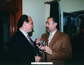 [2002. Condecoración del IMD. Imagen 2002-010]