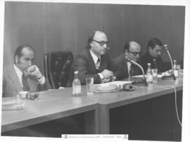 [1974. Conferencia de Hans Lenk. Imágenes 1974-021 a 1974-023]