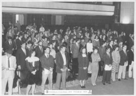 [AÑOS'80. Actos Académicos. Auditorio-invitados. Imágenes AÑOS'80-003 a AÑOS'80-012]