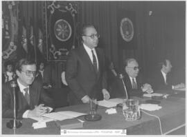 [1982. Acto Académico. Intervención de Jesús Hermida  Cebreiro. Imagen 1982-044]