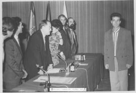 [1991. Acto Académico. Entrega de Diplomas. Imágenes 1991-064 a 1991-066; 1991-079; 1991-081 a 1991-083]