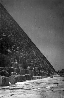 Conjunto de Gizeh, Egipto. Pirámide de Keops